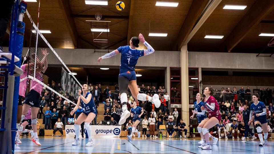 Poster Volleyball, NLA Frauen, Rang 3-4: Volley Düdingen - Sm'Aesch Pfeffingen