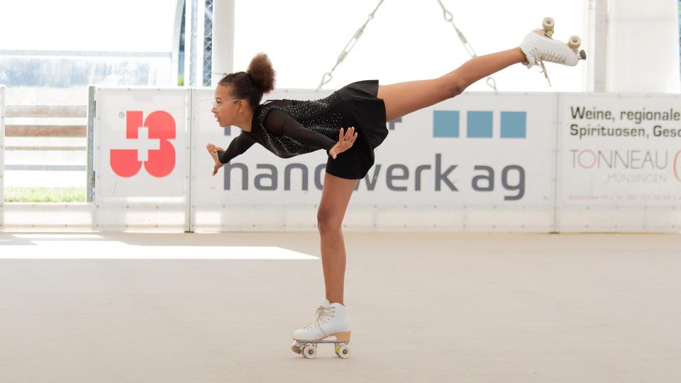 Poster Rollkunstlauf Swiss Cup, Solotanz Tots bis Senioren, Junioren, Senioren